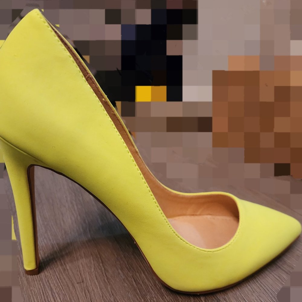 Neon Yellow heels